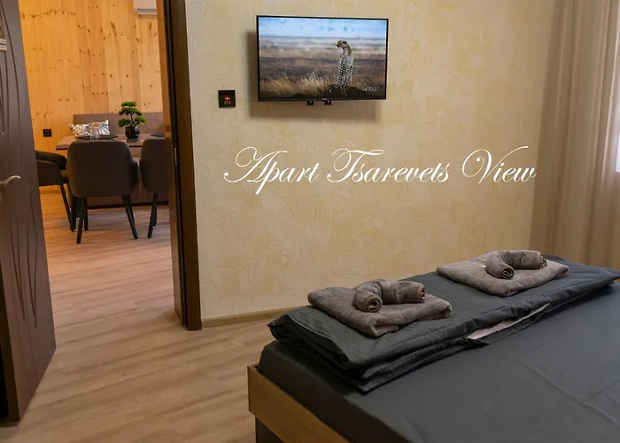 Tsarevets View * 大特尔诺沃